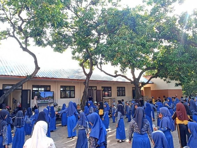 Senam Sehat SDN 1 Seletreng